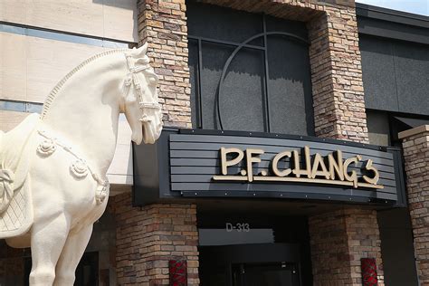 pf chang's christiana mall.